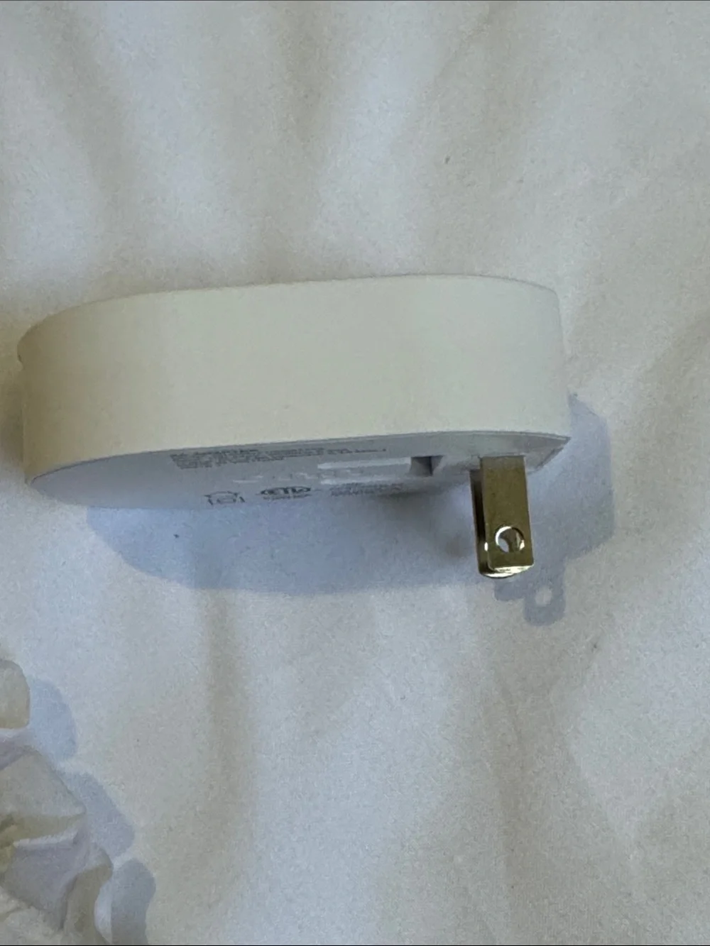 onn Dual-Port USB Wall Charger — White with light blue